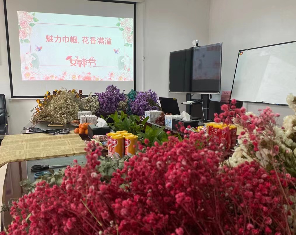 星空体育app官网入口登录-星空（中国）
,宏明日望,株洲电子科技,湖南电容器,株洲电容器,电容器